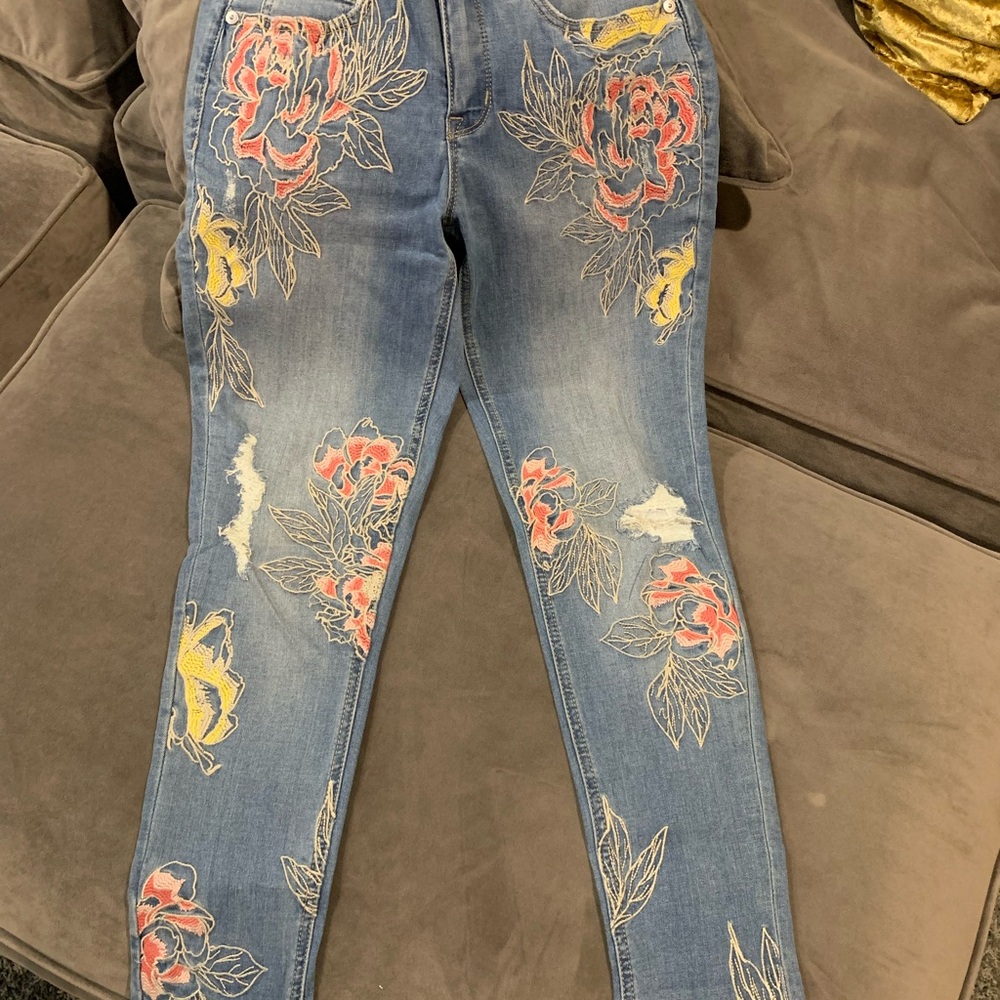 Melissa McCarthy Seven7 Embroidered Skinny Jeans - Blue, Red, Yellow